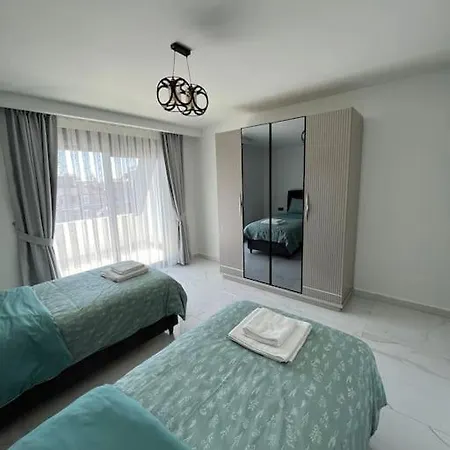 3-1 Duplex 500 Meters To Cleopatra Apartament *