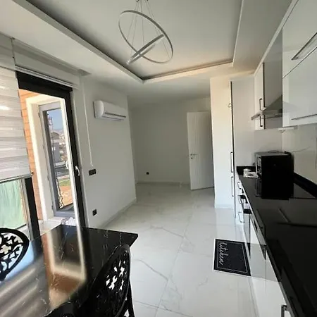 3-1 Duplex 500 Meters To Cleopatra