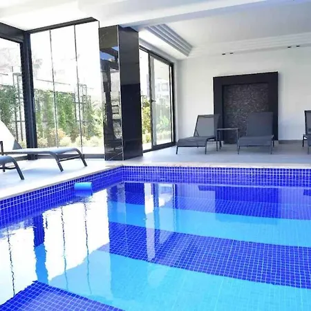 Appartement 3-1 Duplex 500 Meters To Cleopatra Alanya